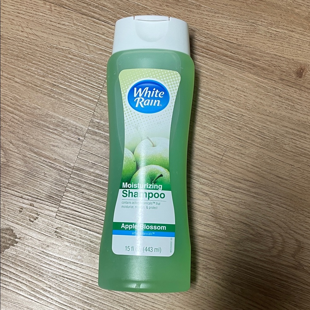 White Rain Moisturizing Shampoo Apple Blossom NEW
